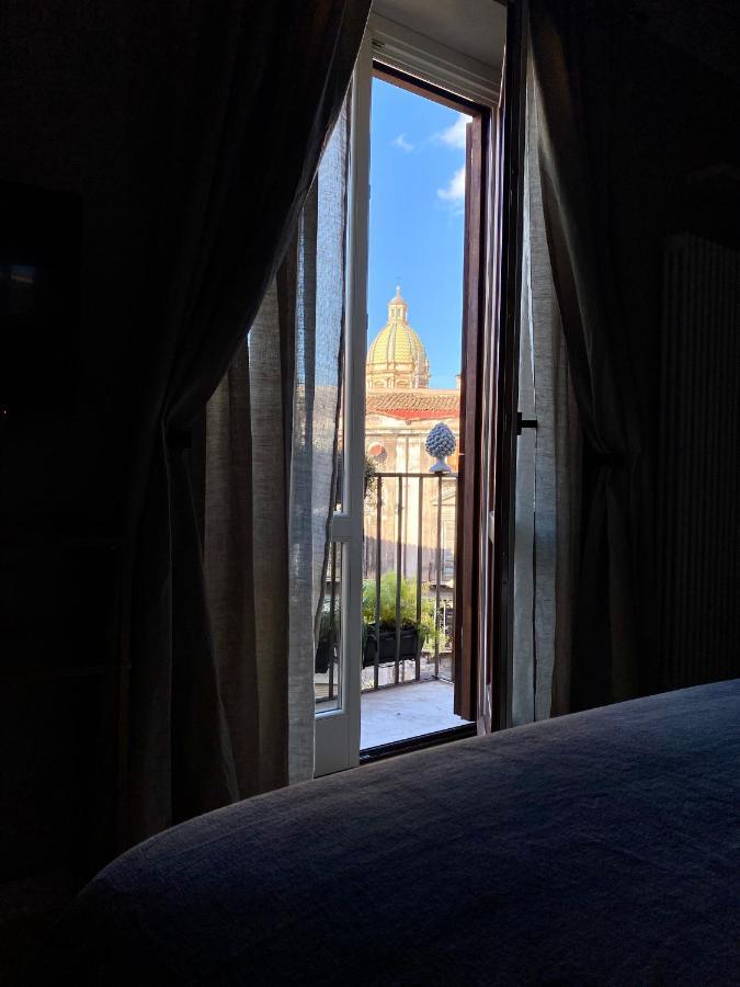 Sui Tetti Di Balarm Boutique Rooms Палермо Екстериор снимка